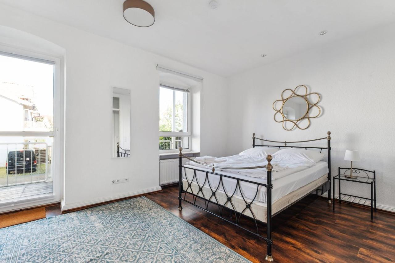 Bright 3-room Near Prenzlauer Berg Berlijn